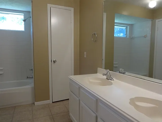 25914 Richards Rd — Photo 13