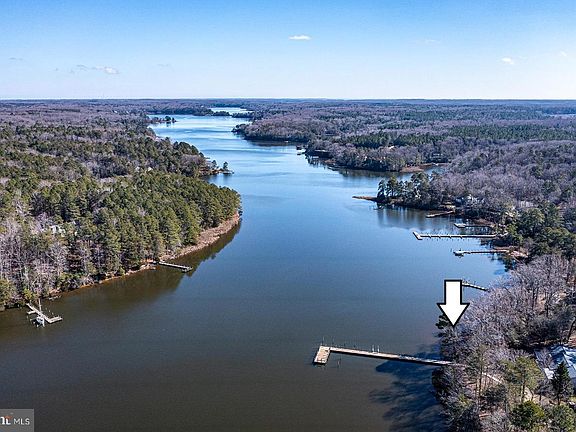 2nd image of 112 Canvasback Ln