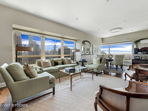 3rd image of 800 N Michigan Ave APT 4202