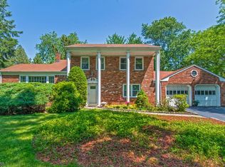 10 Ogden Pl, Parsippany, NJ 07054