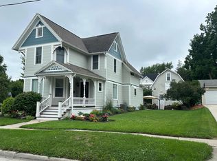 121 W Sullivan St, Ripon, WI 54971
