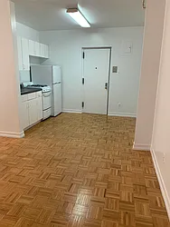 Rented by M.Grossman R.E. Management