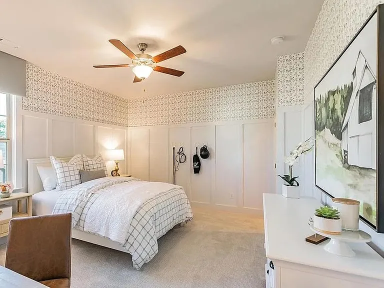 7930 Tiberon Pkwy — Photo 10