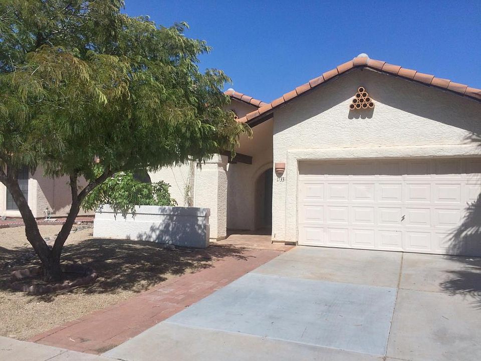 1st image of 1733 N Palm Dr