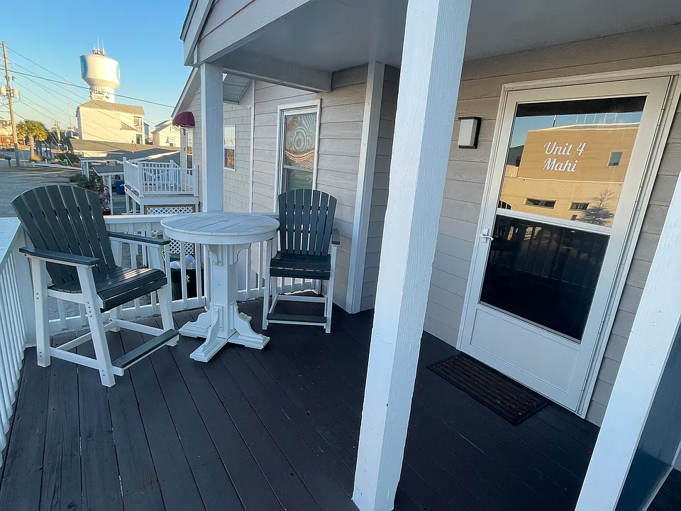 119 W Bogue Blvd #4