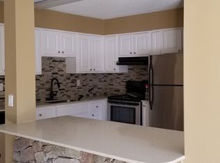 496 Banyon Tree Cir APT 200, Maitland, FL 32751