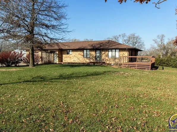 14930 94th Rd, Topeka, KS 66618
