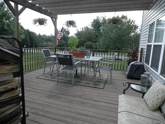 5th image of 1633 Fox Hollow Ln