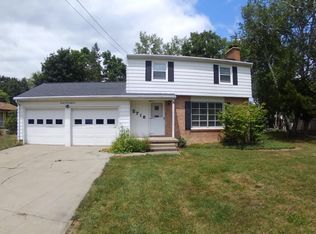 2718 Roseland Ave, East Lansing, MI 48823