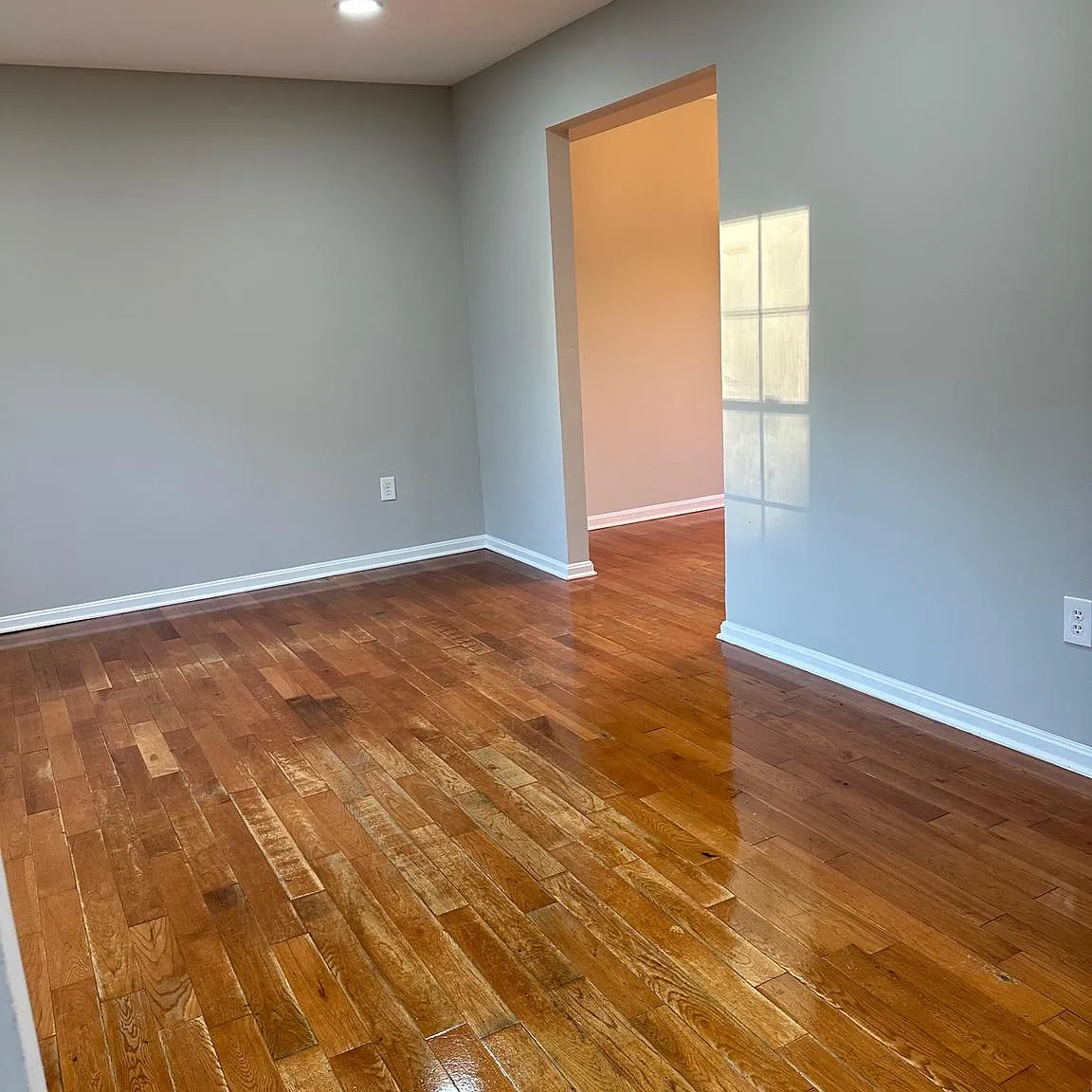 3 bed, 2.5 bath, 1225 sqft, $2,450 — Photo 4