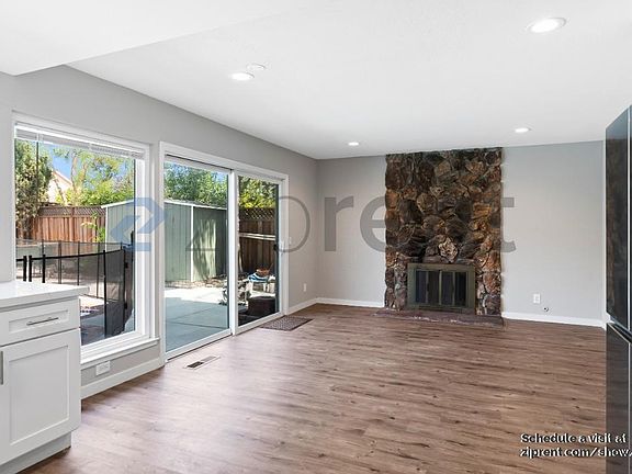 4th image of 399 Avenida Manzanos