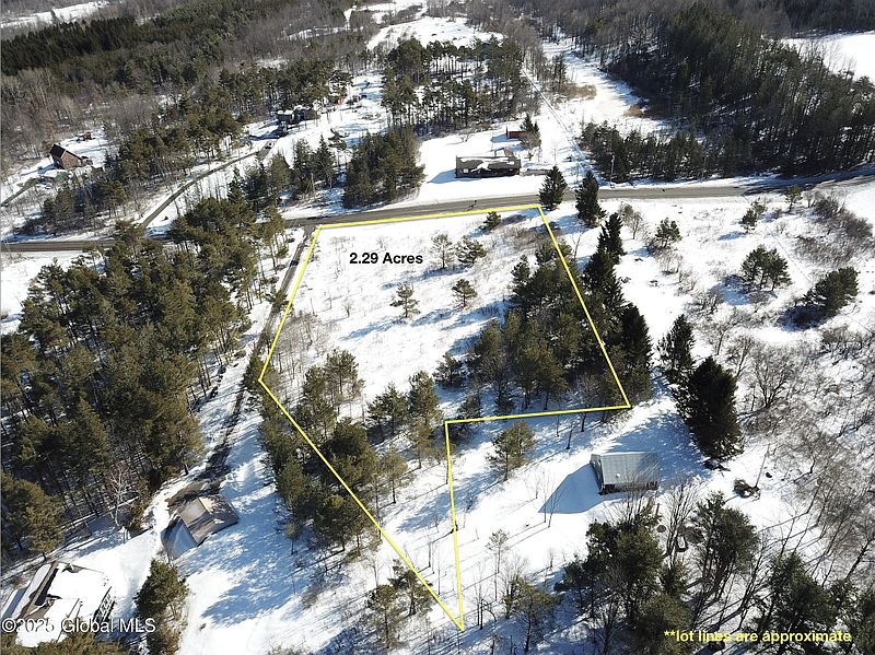 3rd image of 800 Herrick Road