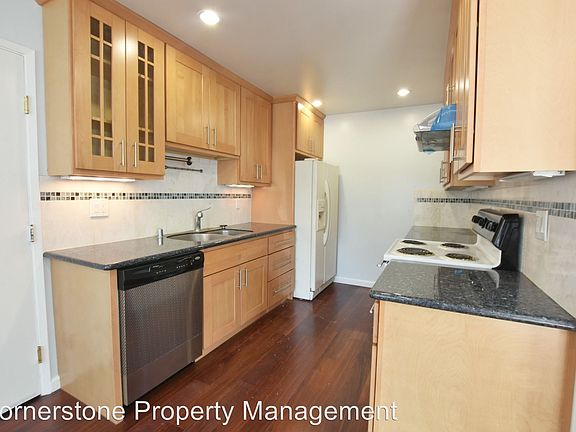 2nd image of 657 Los Olivos Dr