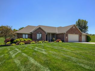 22151 Stoneybrook Dr, Council Bluffs, IA 51503