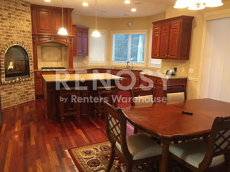 2470 Arnold Palmer Dr — Photo 27