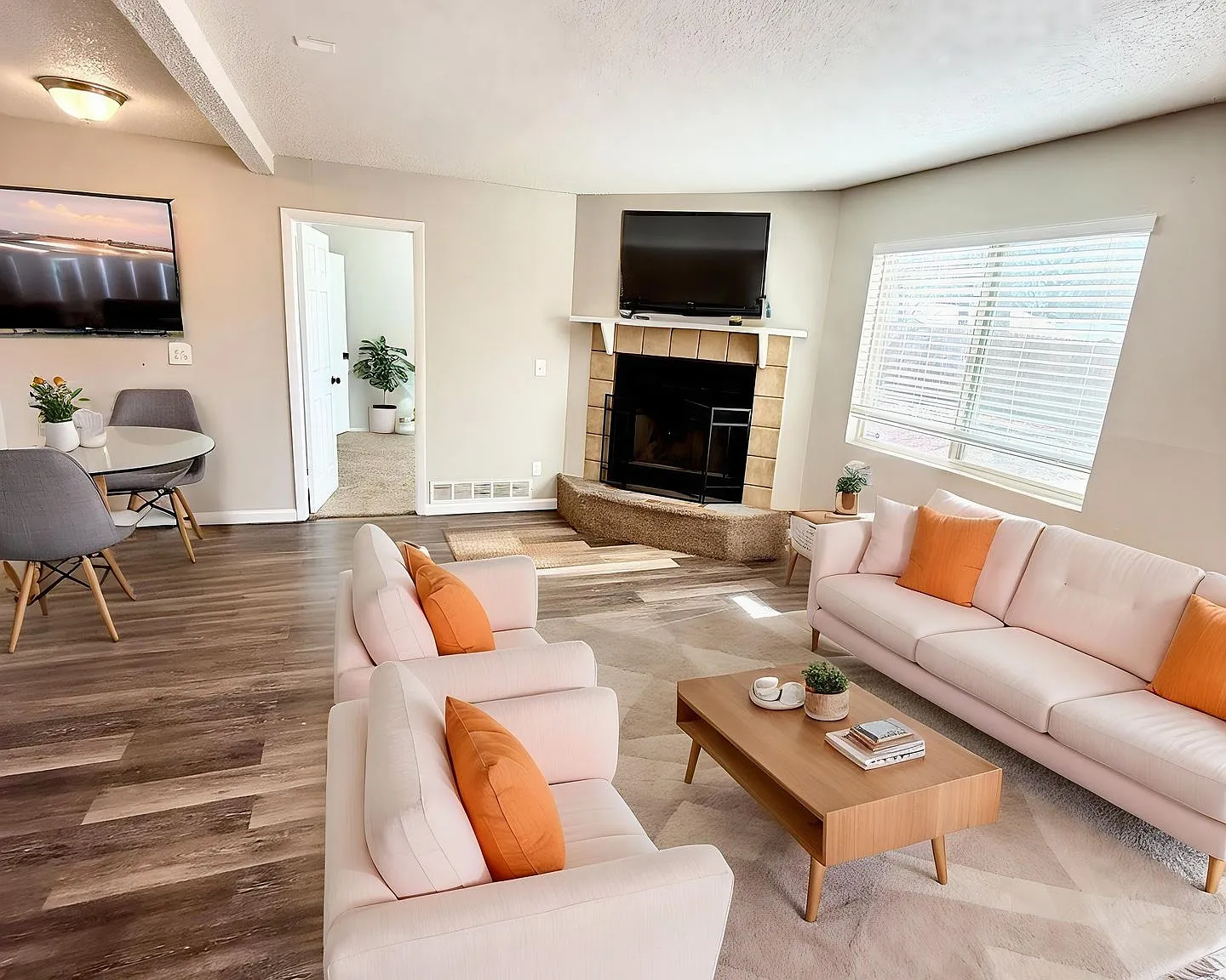 2609 E Dale St. — Photo 1