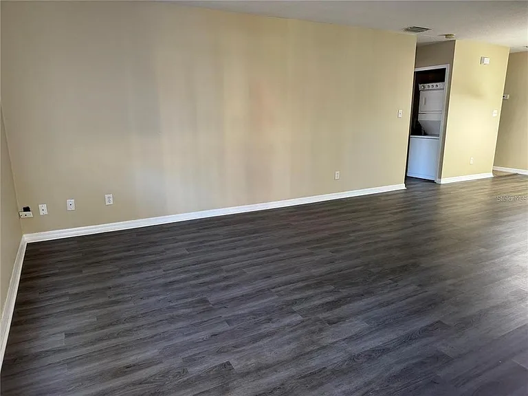 4818 Tangerine Ave #4818 — Photo 8