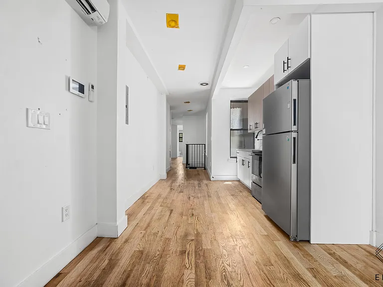 1518 Jefferson Ave #1B — Photo 4