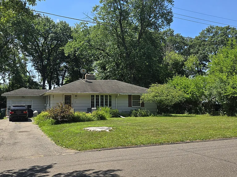 5147 Valley View Rd — Photo 1