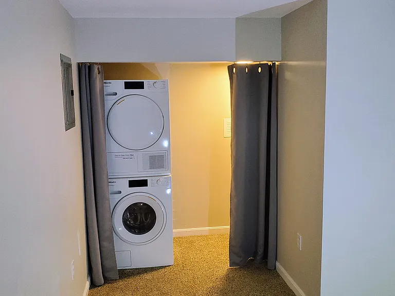 9 Griffiths Dr #A — Photo 3