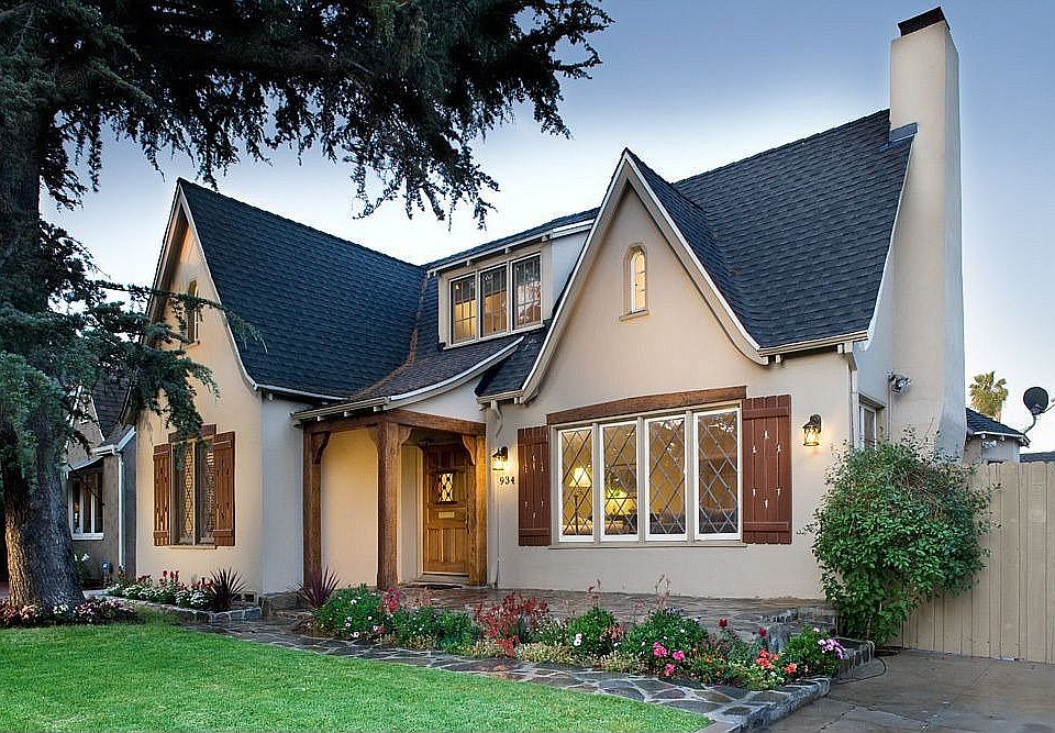 Brookside English Cottage