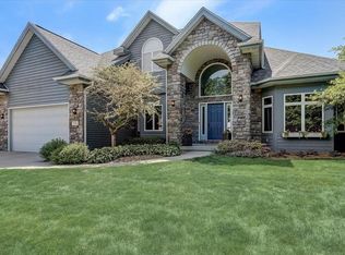 718 Hidden Cave Rd, Madison, WI 53717