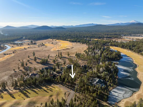 56664 Little River Ct, Bend, OR 97707