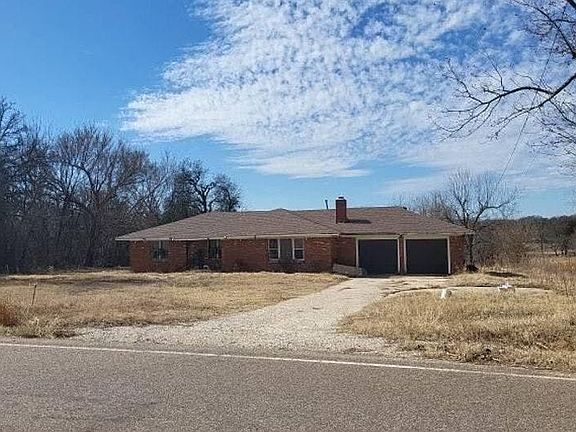 3rd image of 2921 N Anderson Rd