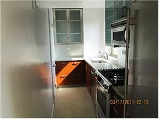 Rented by Douglas Elliman | media 35