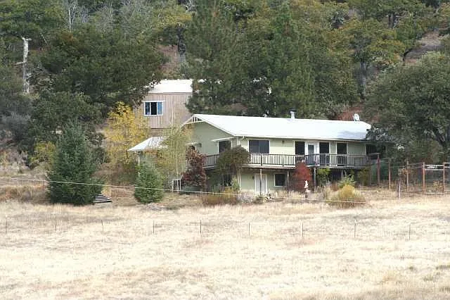 10370 Sterling Creek Rd photo 1