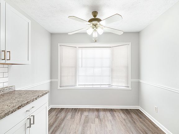 5th image of 657 Hunting Creek Ln SE #657
