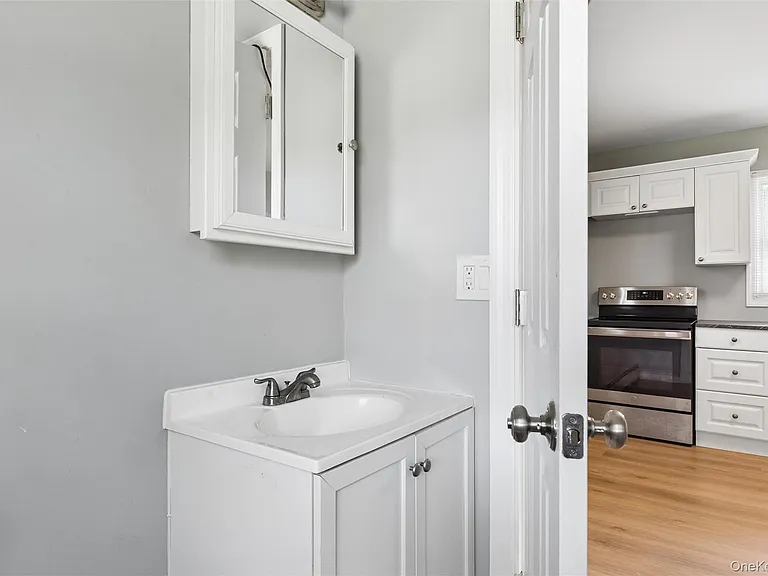 171 Wakeman Rd — Photo 5