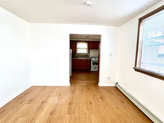 2nd image of 293 Rose Ave Floor 1