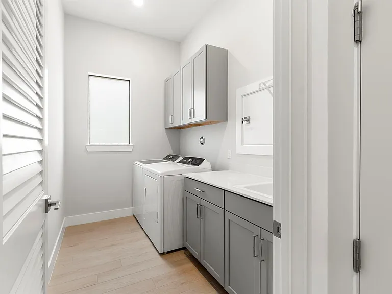 9195 Cape Honey Bee Ln — Photo 25