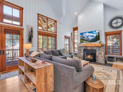 61 Golden Bar Ct, Donnelly, ID, 83615