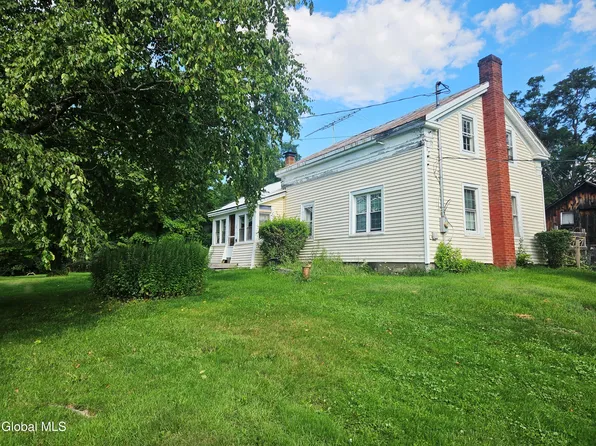 1235 Grovenors Corners Road, Cental Bridge, NY 12035