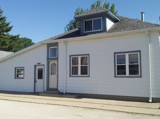 301 E 1st St #2, Cedar Pt, IL 61316