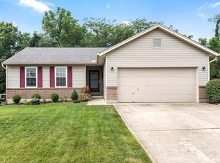 327 Locust Forge Ln, Lebanon, OH 45036