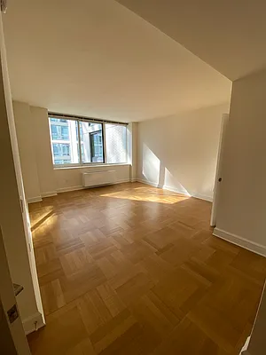 Rented by Windsor Property Management | media 7