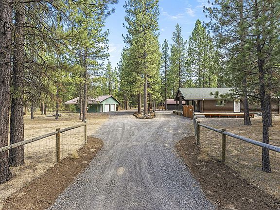 3rd image of 14973 Ponderosa Loop