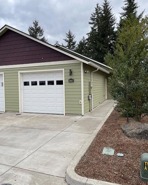 1st image of 3250 S 12th St