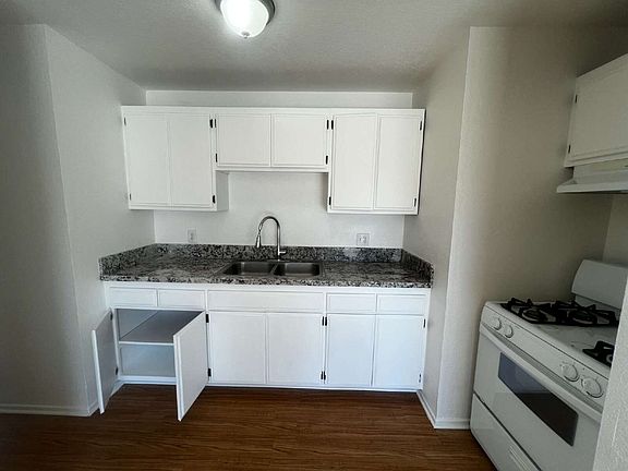 3rd image of 1016 Benito Ave APT A