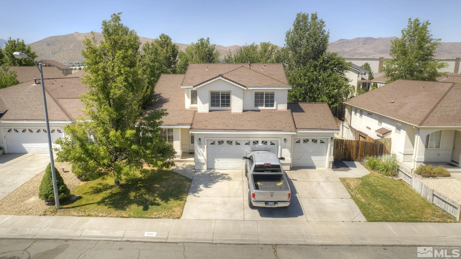 1228 Windridge Dr photo 1