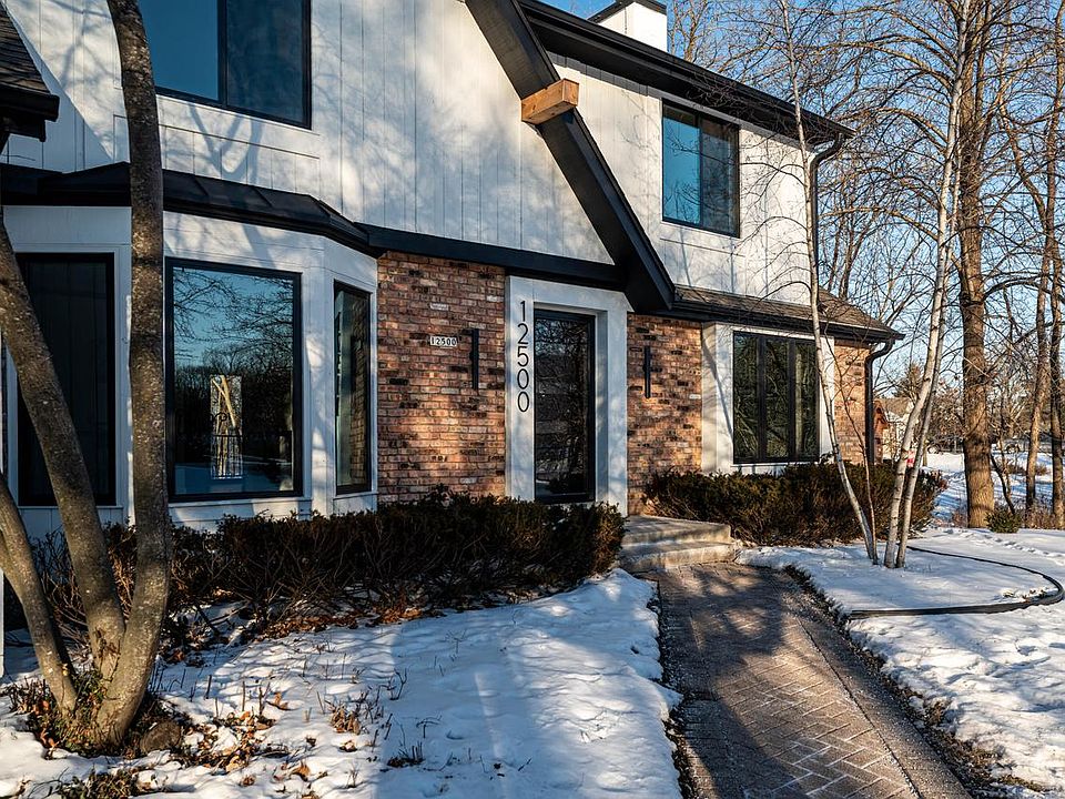 1st image of 12500 W Scarborough DRIVE