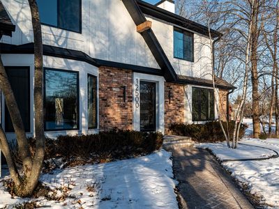 12500 W Scarborough DRIVE, New Berlin, WI, 53151