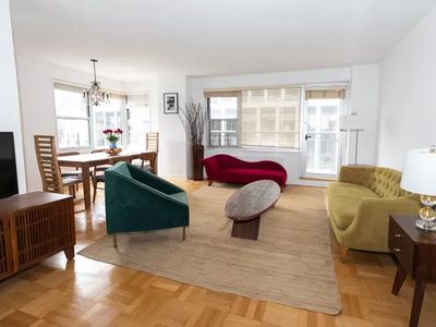 77 W 55th St APT 20B, New York, NY, 10019