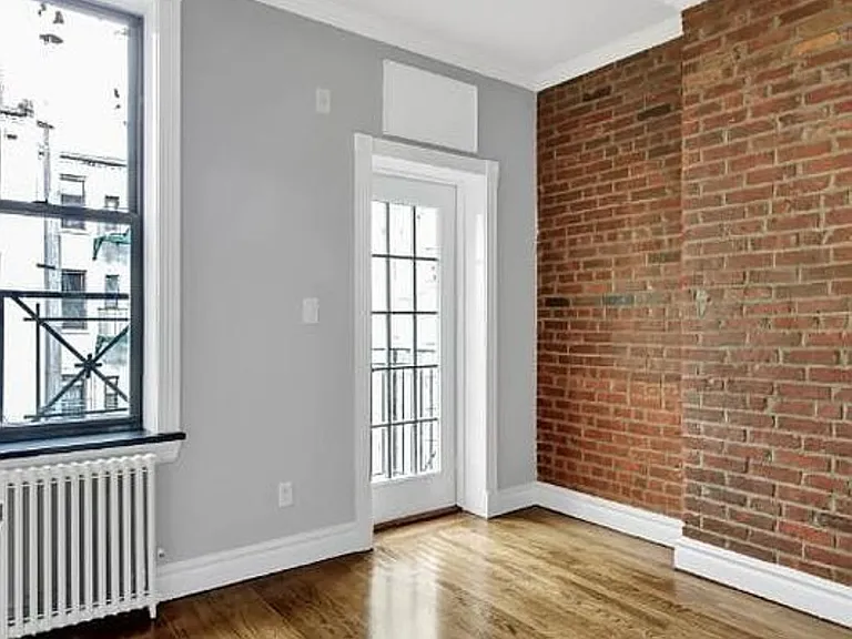 250 Mott St #3 — Photo 3