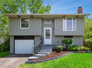 7603 W Moorefield Dr, Frankfort, IL 60423