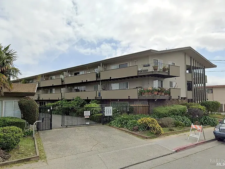 177 Canal St #8 — Photo 2