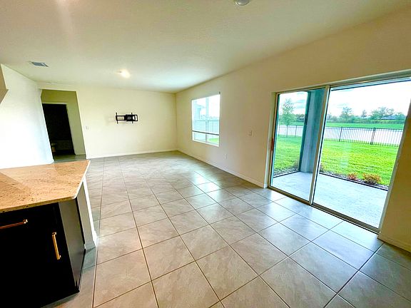 4th image of 17141 Reserva Dr